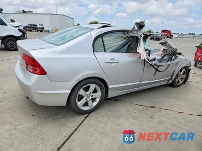 Trzecie zdjęcie samochodu z tyłu: 2008 HONDA CIVIC EX VIN:1HGFA168X8L018527 - miniatura