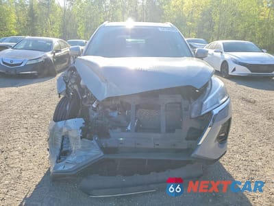 Piąte zdjęcie samochodu w środku: 2024 NISSAN KICKS SV VIN:3N1CP5CV4RL483170 - miniatura