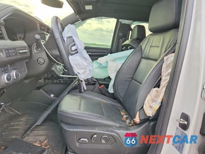 Zdjęcie 7 z 13 samochodu: 2023 GMC YUKON XL DENALI VIN:1GKS2JKL7PR392260 - miniatura