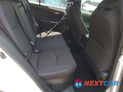 Zdjęcie 10 z 12 samochodu: 2022 TOYOTA RAV4 SE VIN:JTM16RFV8NJ015549 - miniatura