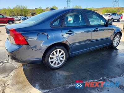 Trzecie zdjęcie samochodu z tyłu: 2009 VOLVO S40 2.4I VIN:YV1MS382492432069 - miniatura