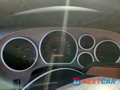 Zdjęcie 9 z 12 samochodu: 2011 TOYOTA TUNDRA DOUBLE CAB SR5 VIN:5TFUY5F1XBX182761 - miniatura