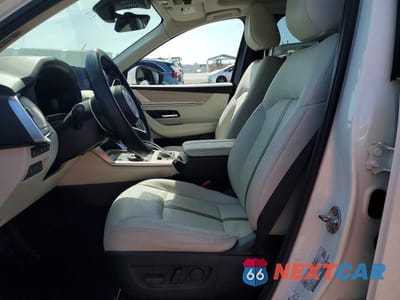Zdjęcie 7 z 14 samochodu: 2024 MAZDA CX-90 PREMIUM PLUS VIN:JM3KKEHA8R1126103 - miniatura