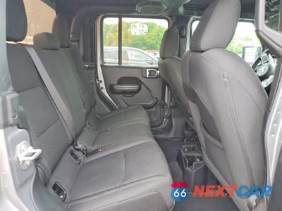 Zdjęcie 10 z 12 samochodu: 2020 JEEP GLADIATOR SPORT VIN:1C6HJTAG8LL147237 - miniatura