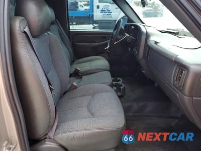 Zdjęcie 10 z 12 samochodu: 2006 GMC NEW SIERRA C1500 VIN:3GTEC14X06G180580 - miniatura