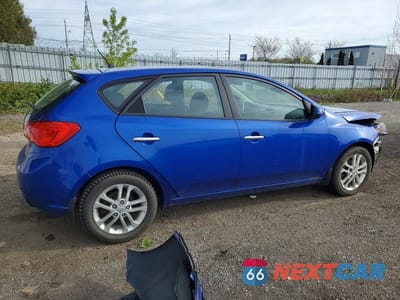 Trzecie zdjęcie samochodu z tyłu: 2011 KIA FORTE EX VIN:KNAFU5A25B5330053 - miniatura