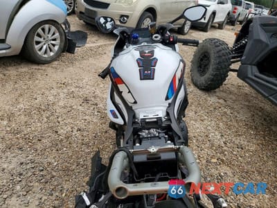 Zdjęcie 6 z 10 samochodu: 2026 BMW S 1000 RR VIN:WB10P2309T6M28716 - miniatura