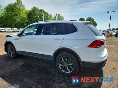 Drugie zdjęcie samochodu z przodu: 2022 VOLKSWAGEN TIGUAN SE VIN:3VV2B7AX8NM076935 - miniatura