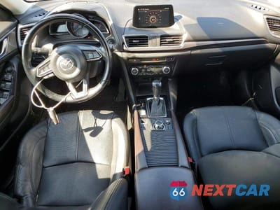 Zdjęcie 8 z 12 samochodu: 2018 MAZDA 3 GRAND TOURING VIN:3MZBN1W30JM164247 - miniatura