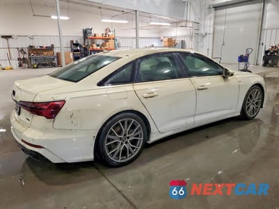 Trzecie zdjęcie samochodu z tyłu: 2022 AUDI A6 PREMIUM PLUS VIN:WAUL2BF21NN039067 - miniatura