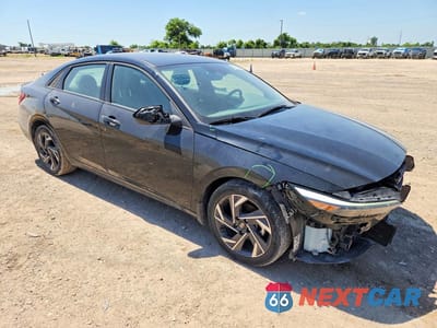 Czwarte zdjęcie samochodu z boku: 2025 HYUNDAI ELANTRA SEL SPORT VIN:KMHLM4DG5SU963693 - miniatura