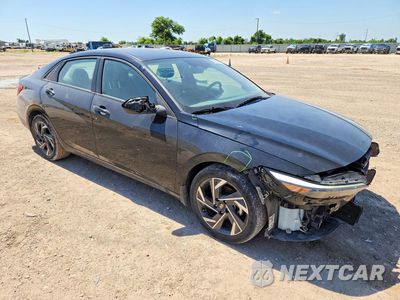 Czwarte zdjęcie samochodu z boku: 2025 HYUNDAI ELANTRA SEL SPORT VIN:KMHLM4DG5SU963693 - miniatura