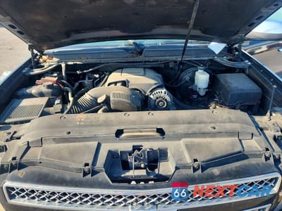 Zdjęcie 12 z 13 samochodu: 2011 CHEVROLET SUBURBAN C1500 LTZ VIN:1GNSCKE06BR390872 - miniatura