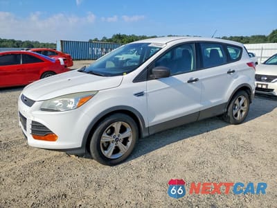 2015 FORD ESCAPE S 1FMCU0F73FUA18107 - główne zdjęcie licytacji z USA - miniatura