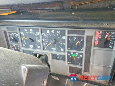 Zdjęcie 8 z 10 samochodu: 1997 INTERNATIONAL 3000 3800 VIN:1HVBBABN0VH449697 - miniatura