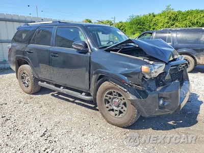 Czwarte zdjęcie samochodu z boku: 2022 TOYOTA 4RUNNER SR5 PREMIUM VIN:JTEFU5JR6N5275208 - miniatura
