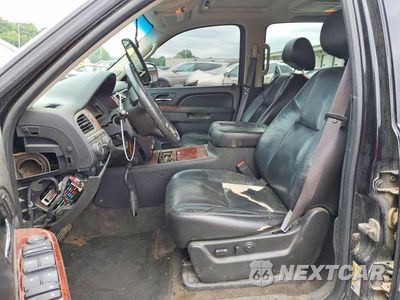Zdjęcie 7 z 14 samochodu: 2011 CHEVROLET TAHOE K1500 LTZ VIN:1GNSKCE07BR389495 - miniatura
