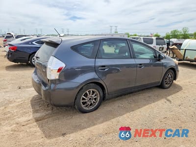 Trzecie zdjęcie samochodu z tyłu: 2013 TOYOTA PRIUS V THREE VIN:JTDZN3EU8D3243159 - miniatura