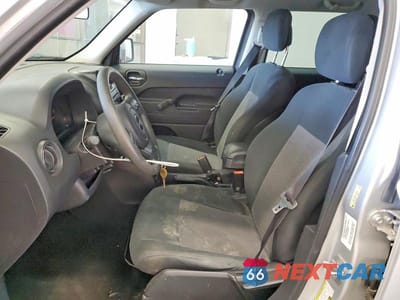 Zdjęcie 7 z 13 samochodu: 2011 JEEP PATRIOT SPORT VIN:1J4NT1GA6BD132347 - miniatura