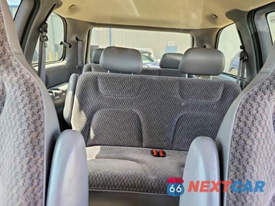 Zdjęcie 10 z 13 samochodu: 2000 DODGE CARAVAN VIN:2B4GP2530YR737559 - miniatura