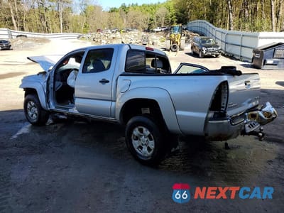 Drugie zdjęcie samochodu z przodu: 2011 TOYOTA TACOMA DOUBLE CAB VIN:5TFLU4EN3BX011582 - miniatura