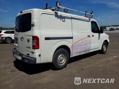 Trzecie zdjęcie samochodu z tyłu: 2016 NISSAN NV 1500 S VIN:1N6BF0KM4GN811673 - miniatura