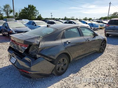 Trzecie zdjęcie samochodu z tyłu: 2023 HYUNDAI ELANTRA SEL VIN:5NPLM4AG5PH110947 - miniatura