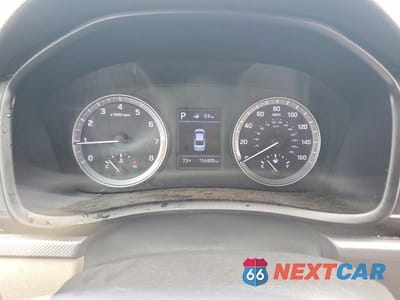 Zdjęcie 9 z 12 samochodu: 2018 HYUNDAI SONATA SE VIN:5NPE24AF5JH626450 - miniatura