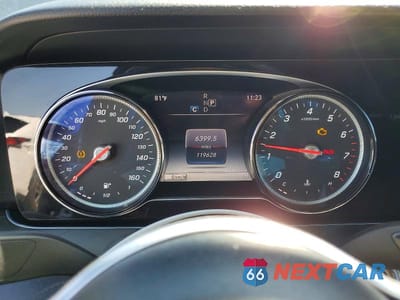 Zdjęcie 9 z 12 samochodu: 2019 MERCEDES-BENZ E 450 4MATIC VIN:WDDZF6JB3KA520284 - miniatura