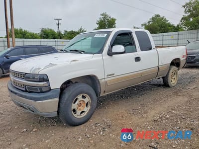 1999 CHEVROLET SILVERADO K1500 2GCEK19T2X1169700 - główne zdjęcie licytacji z USA - miniatura