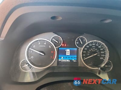 Zdjęcie 9 z 12 samochodu: 2016 TOYOTA TUNDRA SR5 VIN:5TFDW5F12GX557989 - miniatura