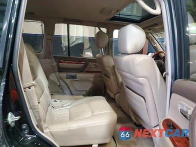 Zdjęcie 11 z 13 samochodu: 2002 LEXUS LX 470 VIN:JTJHT00W723516093 - miniatura