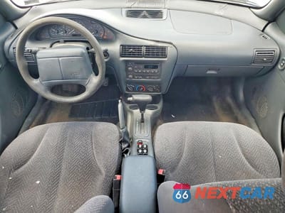 Zdjęcie 8 z 13 samochodu: 2002 CHEVROLET CAVALIER LS VIN:1G1JF524927239579 - miniatura