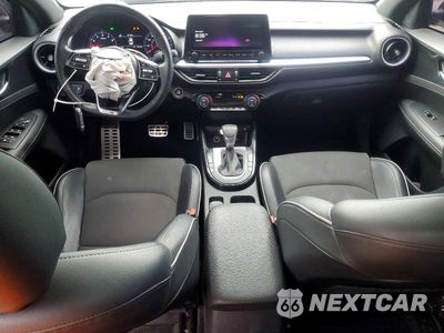 Zdjęcie 8 z 13 samochodu: 2023 KIA FORTE GT LINE VIN:3KPF54AD1PE522710 - miniatura