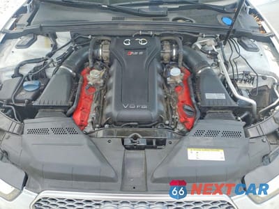 Zdjęcie 11 z 12 samochodu: 2013 AUDI RS5 VIN:WUAC6AFR0DA901685 - miniatura