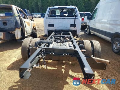 Zdjęcie 6 z 12 samochodu: 2023 FORD F550 SUPER DUTY VIN:1FDUF5HT6PDA13300 - miniatura