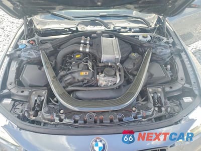 Zdjęcie 11 z 12 samochodu: 2017 BMW M4 VIN:WBS3R9C31HA014212 - miniatura
