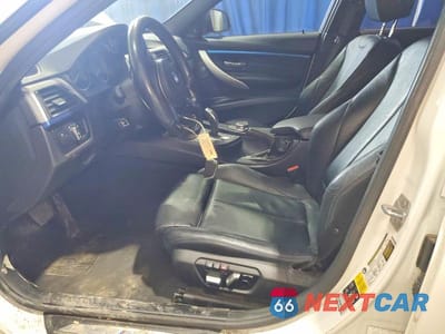 Zdjęcie 7 z 12 samochodu: 2017 BMW 340 XI VIN:WBA8B7C32HA190091 - miniatura