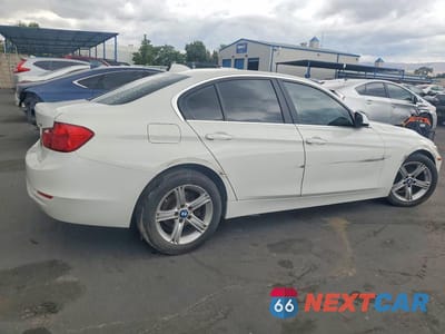Trzecie zdjęcie samochodu z tyłu: 2015 BMW 328 I VIN:WBA3A5C51FF606215 - miniatura