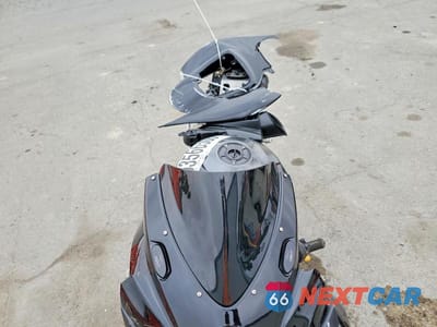 Piąte zdjęcie samochodu w środku: 2007 SUZUKI GSX-R600 VIN:JS1GN7DA572104262 - miniatura