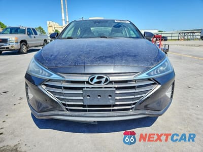 Piąte zdjęcie samochodu w środku: 2020 HYUNDAI ELANTRA SEL VIN:5NPD84LF6LH559173 - miniatura