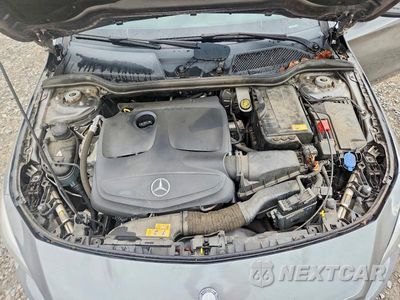 Zdjęcie 11 z 12 samochodu: 2014 MERCEDES-BENZ CLA 250 VIN:WDDSJ4EB4EN040430 - miniatura