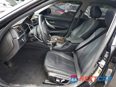 Zdjęcie 7 z 12 samochodu: 2018 BMW 320 XI VIN:WBA8A3C54JK763747 - miniatura