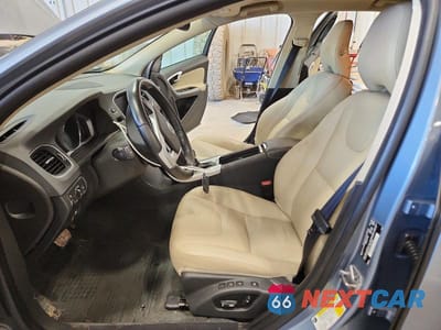 Zdjęcie 7 z 12 samochodu: 2018 VOLVO S60 INSCRIPTION VIN:LYV402TK7JB173030 - miniatura