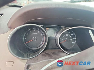 Zdjęcie 9 z 13 samochodu: 2015 HYUNDAI TUCSON SE VIN:KM8JUCAG1FU972709 - miniatura