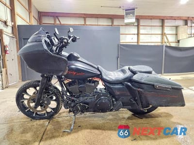 Trzecie zdjęcie samochodu z tyłu: 2015 HARLEY-DAVIDSON FLTRXS ROAD GLIDE SPECIAL VIN:1HD1KTM14FB623894 - miniatura