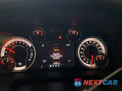Zdjęcie 9 z 12 samochodu: 2013 RAM 1500 SLT VIN:1C6RR7GT8DS521054 - miniatura