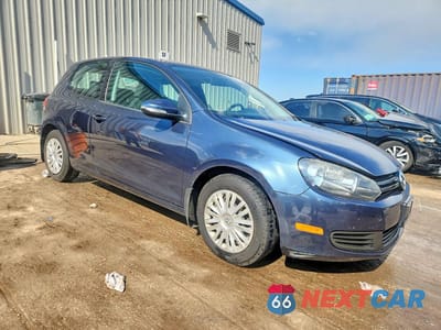 Czwarte zdjęcie samochodu z boku: 2012 VOLKSWAGEN GOLF VIN:WVWBB7AJ1CW341380 - miniatura
