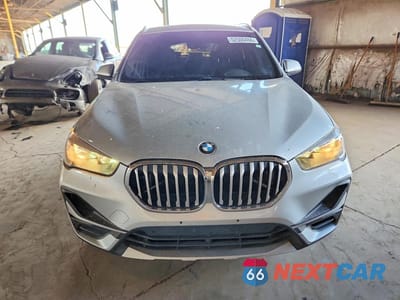 Piąte zdjęcie samochodu w środku: 2020 BMW X1 SDRIVE28I VIN:WBXJG7C09L3L90624 - miniatura