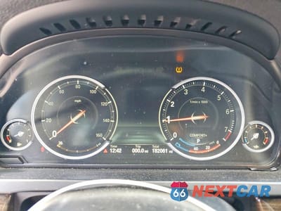 Zdjęcie 9 z 12 samochodu: 2015 BMW 740 LI VIN:WBAYE4C5XFD947113 - miniatura